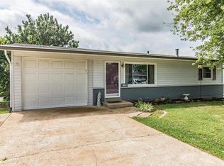 1152 Starlight Dr, Fenton, MO 63026