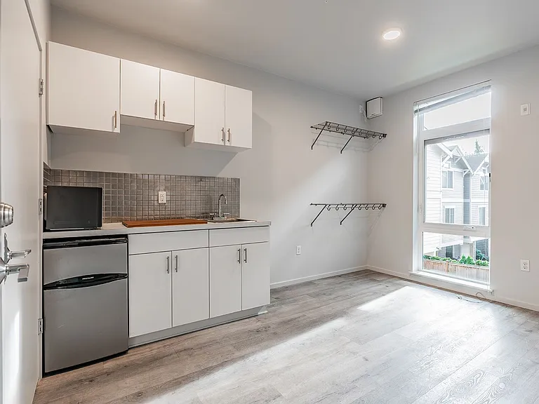 Welcome to 1806 23rd Ave Contemporary building — Photo 18