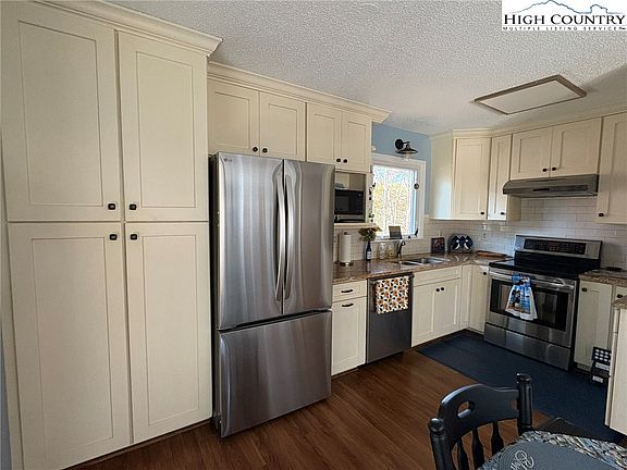 5th image of 6 Ridgewood Lane