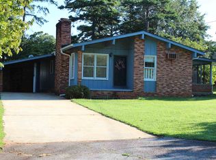 106 Meadow Dr, Seneca, SC 29678