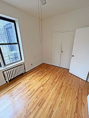 5th image of 316 W 93rd St #6X