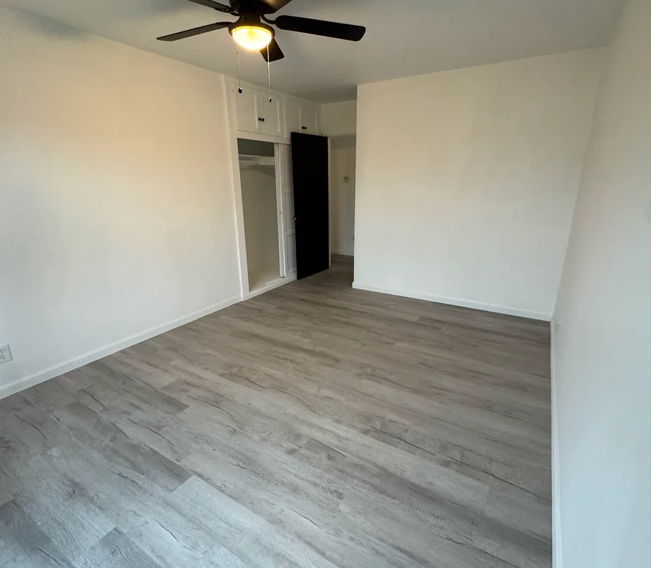 4 bed, 1085 sqft, $4,800 — Photo 3