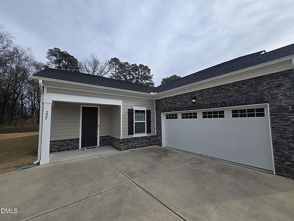 2nd image of 225 Azure Mist Dr