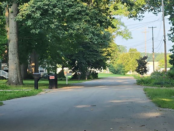 5th image of 388 4th Ave