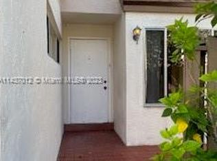 879 NW 81st Way #4, Plantation, FL 33324