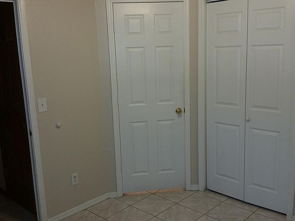 5th image of 2301 E University Dr Unit 498