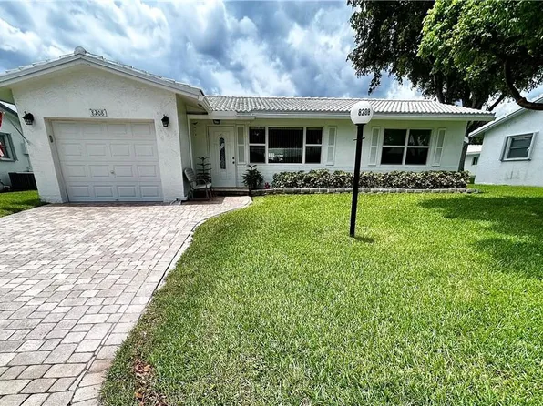 8208 NW 12th Court, Plantation, FL 33322