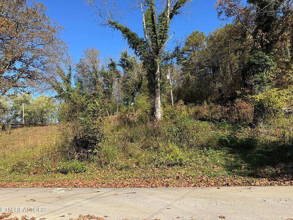 1st image of 9136 Solway Ferry Rd