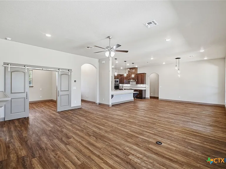 2228 Deer Run Rdg — Photo 6