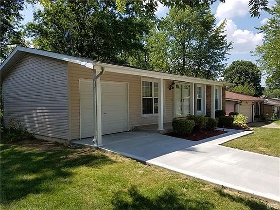 2nd image of 11751 La Padera Ln