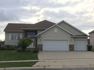 6171 Teal Ln NW, Rochester, MN 55901