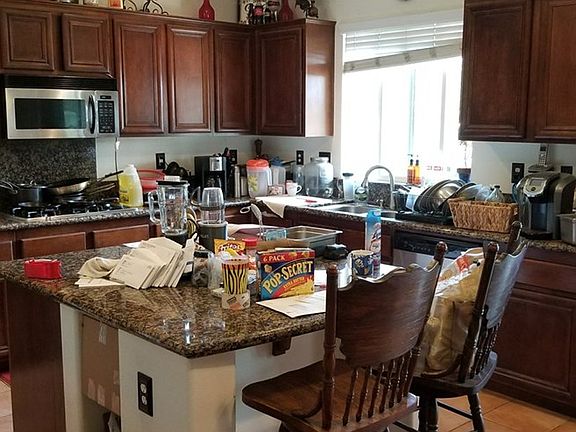 4th image of 33926 Vinca Ln