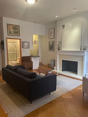 Rented by CNYC Apartments | media 12