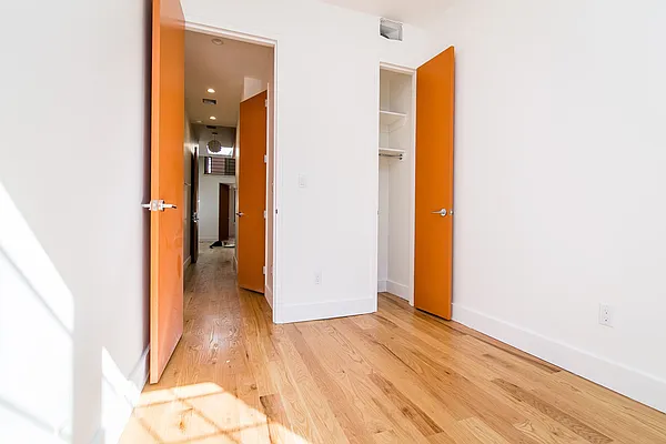 Rented by Nooklyn NYC LLC | media 36