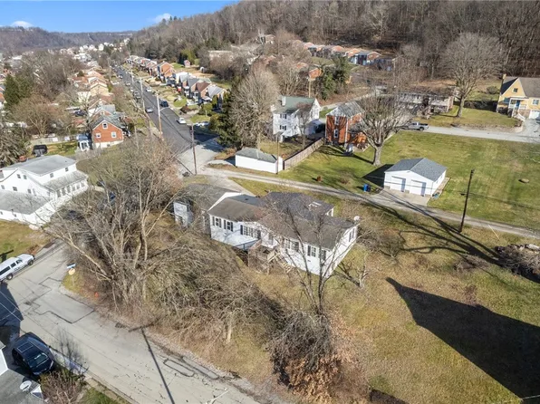 4370 Walurba Ave, Trafford, PA 15085