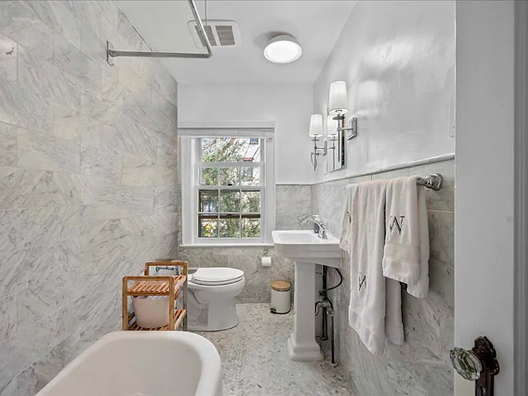 86 Caterson Ter — Photo 26