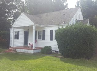 8 Croatan Trl, Portsmouth, VA 23701