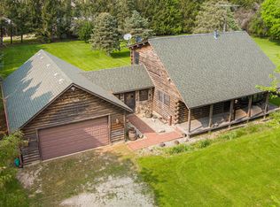 14265 Barber Greene Rd, Sycamore, IL 60178