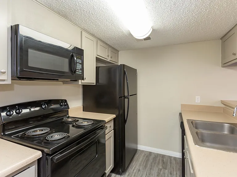 Cornerstone Village — Photo 28
