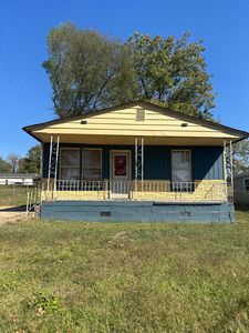 406 N Cherokee St, Florence, AL, 35630