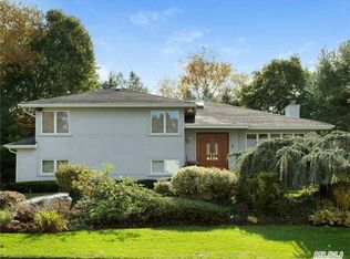 7 Talley Rd, Roslyn, NY 11576