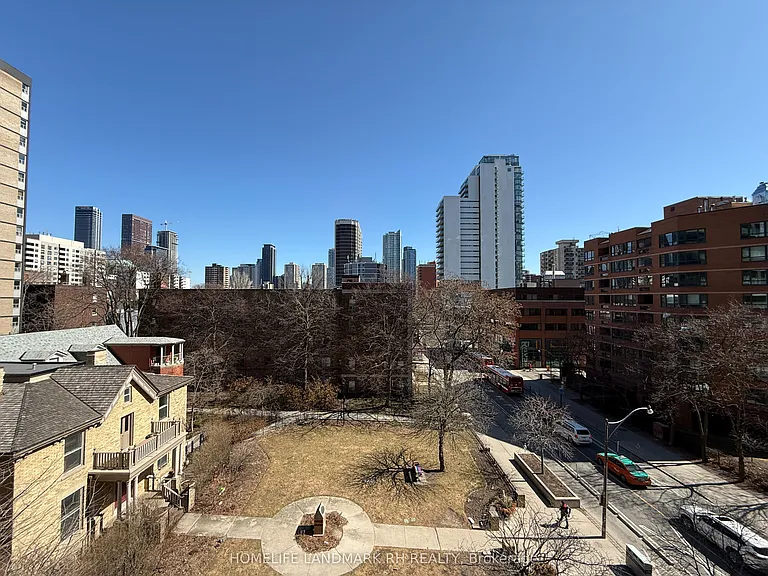 50 Wellesley St E #608 — Photo 14