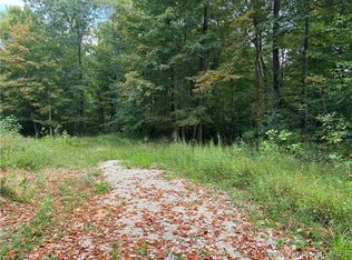 1361 W South Liberty Church Rd, Pekin, IN 47165