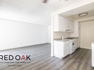 13755 Sherman Way #207, Van Nuys, CA 91405