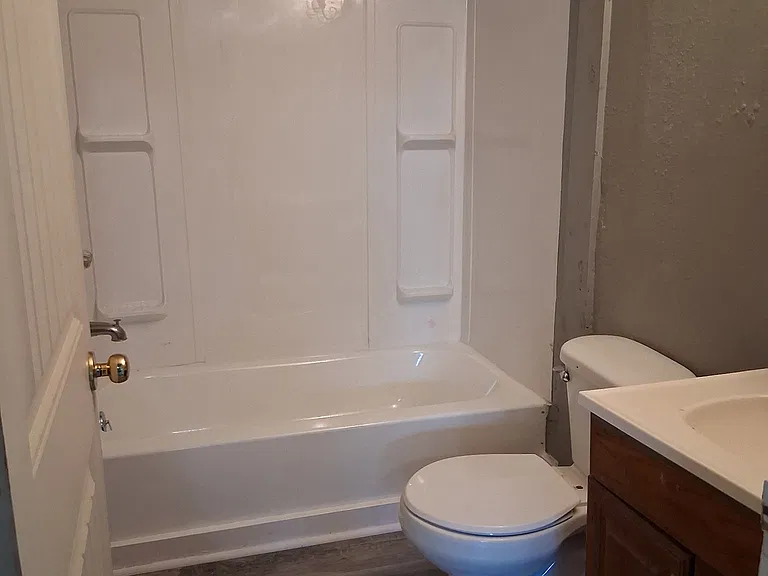 600 N Cedar St #610 — Photo 4