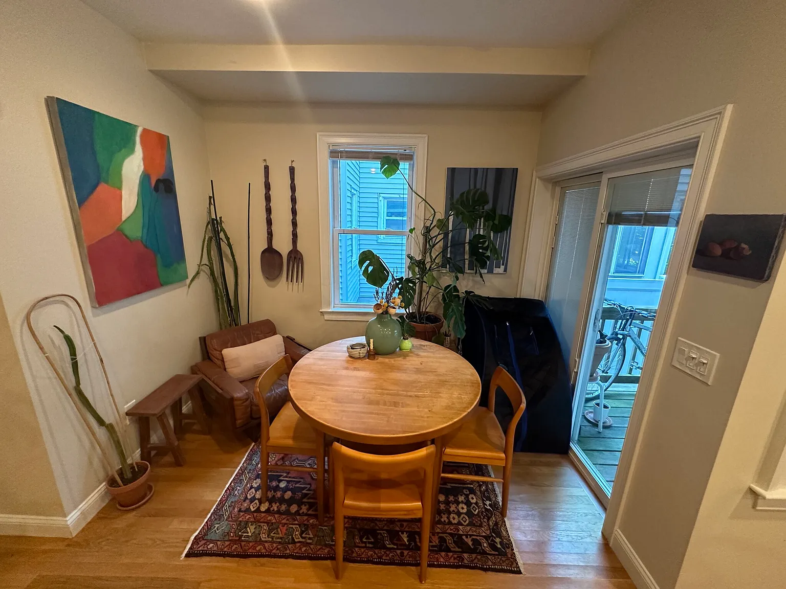 2 bed, 1.0 bath, 1050 sqft, $3,950 — Photo 4