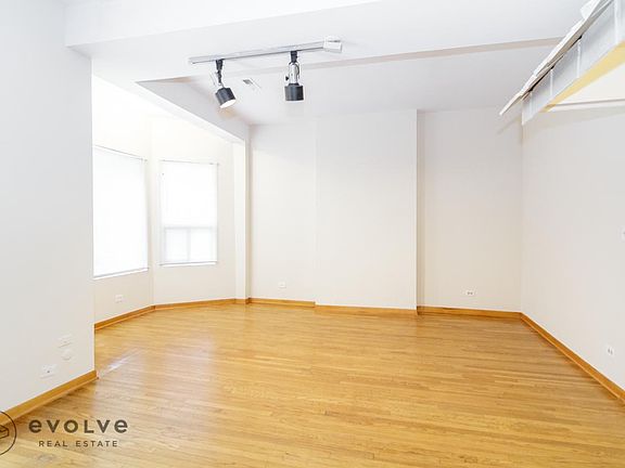 2nd image of 873 W Lill Ave #875C3