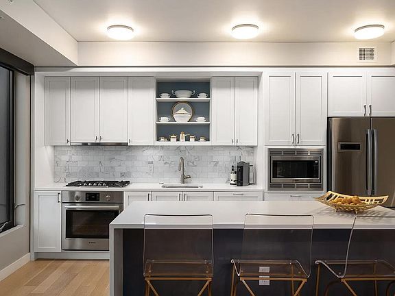 5th image of 1750 Wewatta St Unit 720