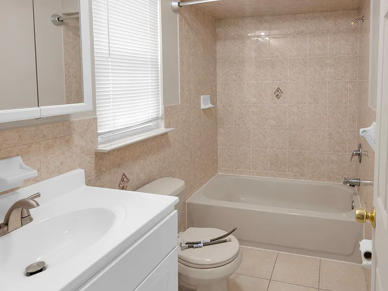 13 Lisa Ct #2 — Photo 13