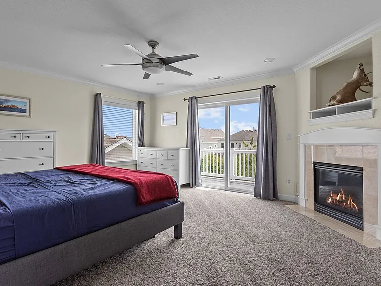 9620 Dolphin Run — Photo 27