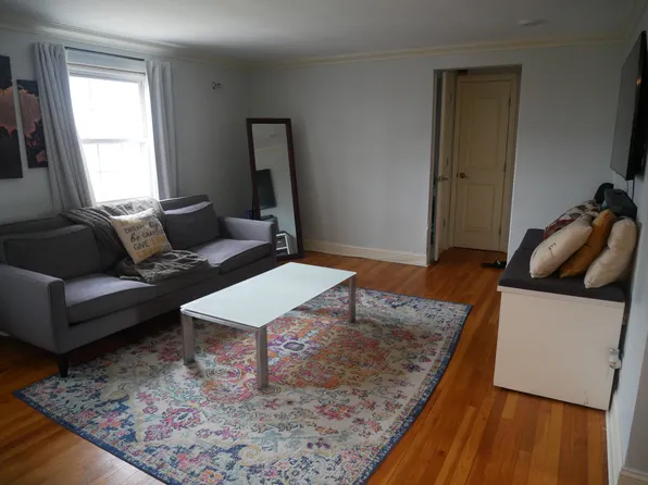 190 Knickerbocker Rd APT 10, Englewood, NJ 07631