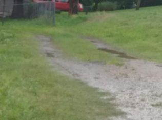 511 N 12th St, Henryetta, OK 74437