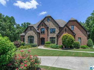 2479 Glasscott Pt, Hoover, AL 35226