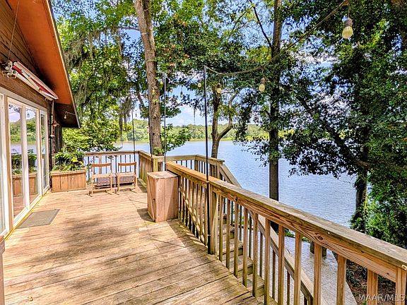 4th image of 918 River Rd