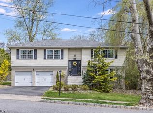 22 Marion Rd, Verona, NJ 07044