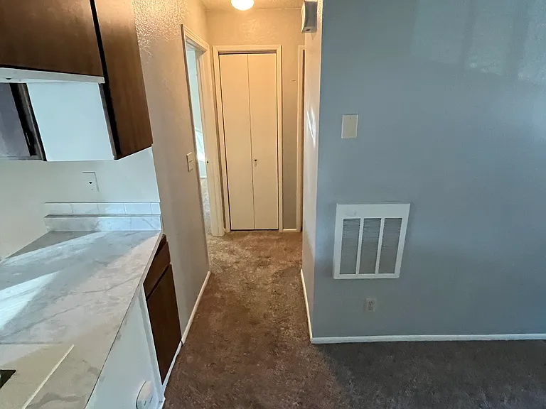 4300 Gray St — Photo 15