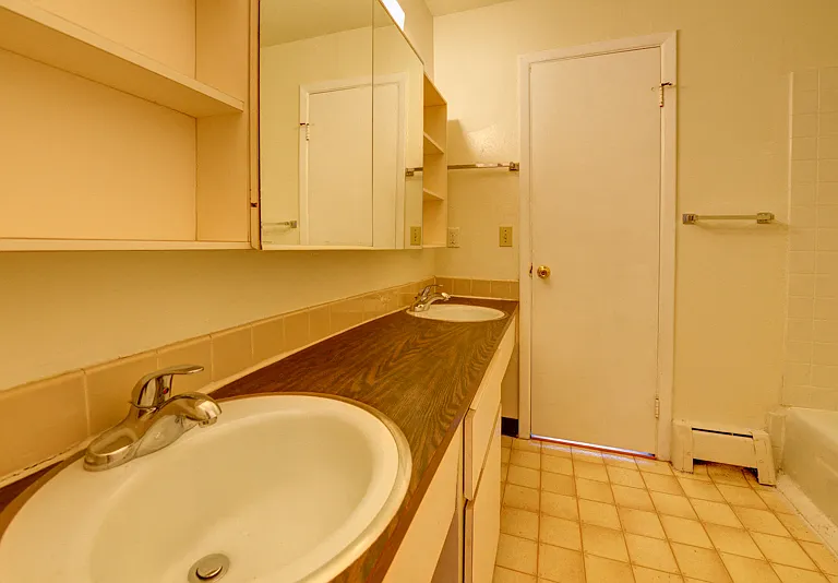 1065 University Ave. #220 — Photo 16