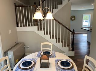 5 Snows Ct, North Berwick, ME 03906