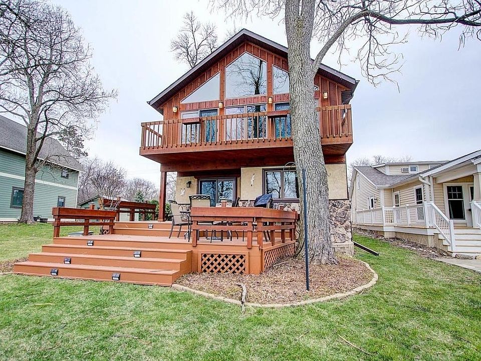 1st image of N59W34804 Lake Dr
