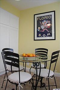 5th image of 3924 Park Pl APT 10