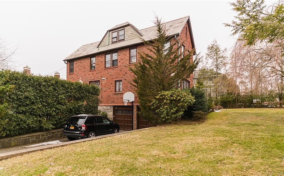 35 Broadfield Rd, New Rochelle, NY 10804 Zillow