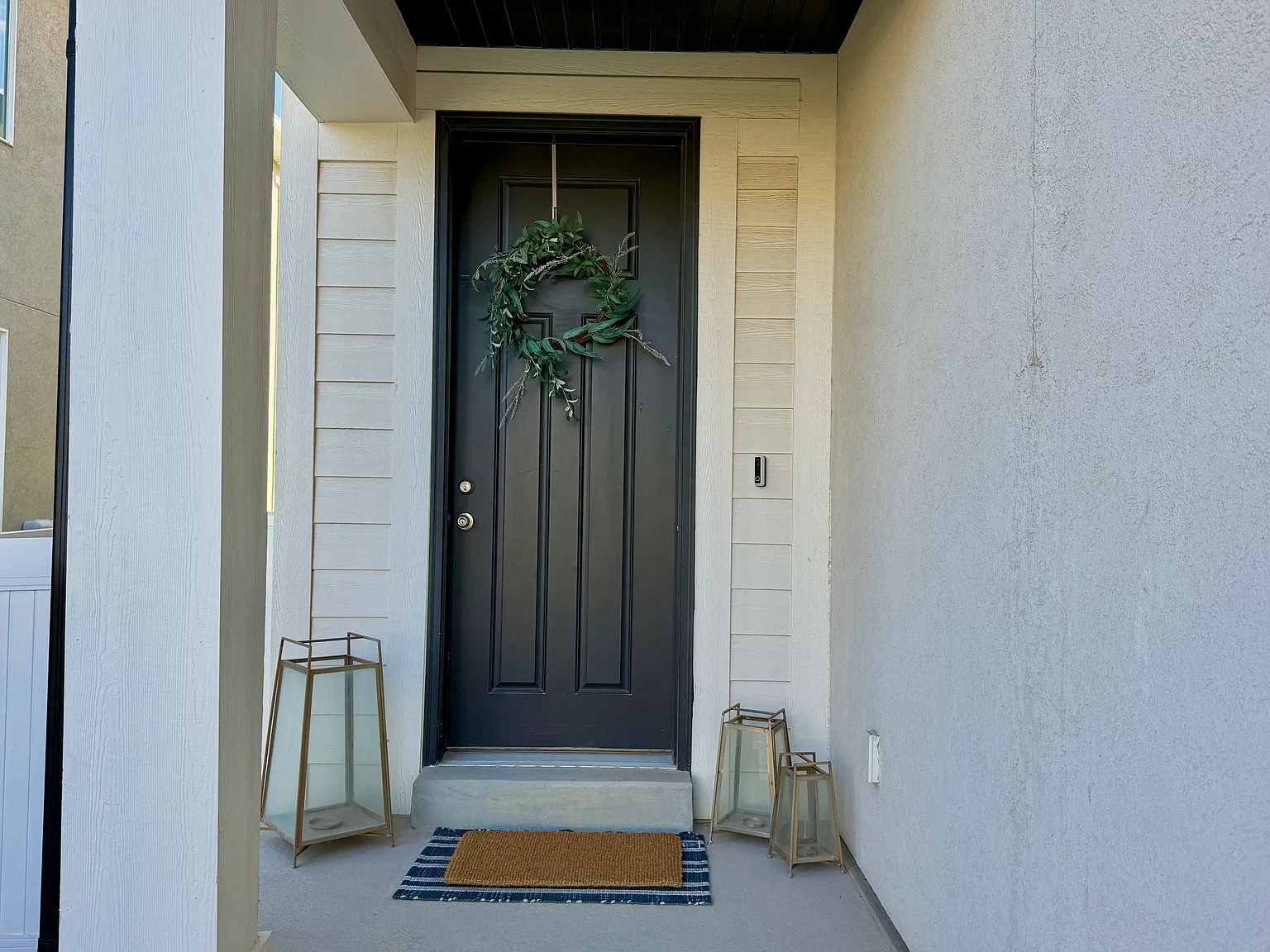 4 bed, 2866 sqft, $2,595 — Photo 2