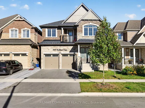 144 Auckland Dr, Whitby, ON L1P 0J2