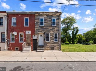 974 S 8th St, Camden, NJ 08103