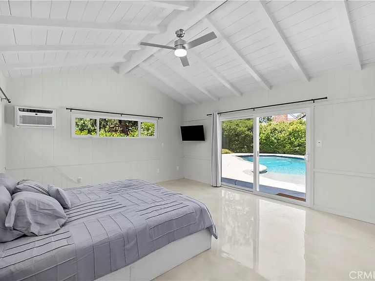 5823 Lubao Ave — Photo 37