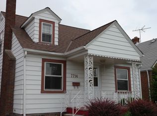 7714 Snow Rd, Parma, OH 44129